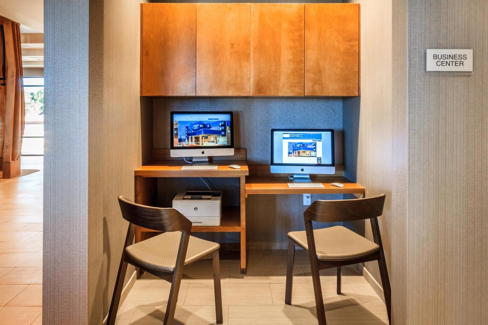 Springhill Suites By Marriott The Dunes On Monterey Bay Marina Exterior foto